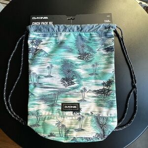 DAKINE 16L Cinch Gym Backpack